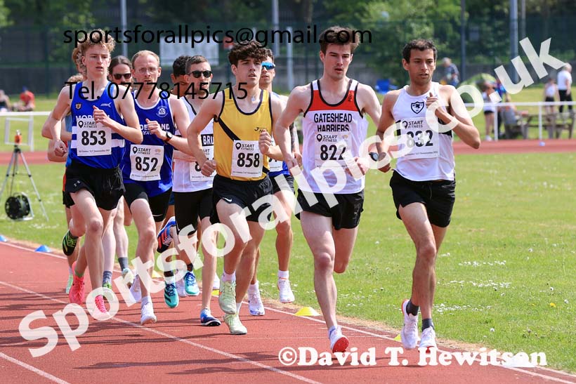 Mens Seniors 5000 metres, 2024 North Eastern Track and Field Champs., Middlesbrough.  Photo: David T. Hewitson/Sports for All Pics